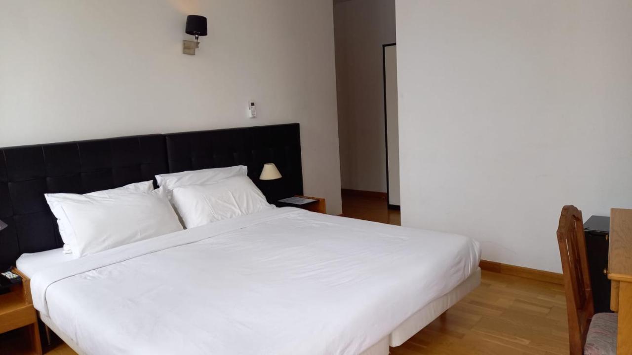 Lisboa Fado Bed & Breakfast - Santos المظهر الخارجي الصورة