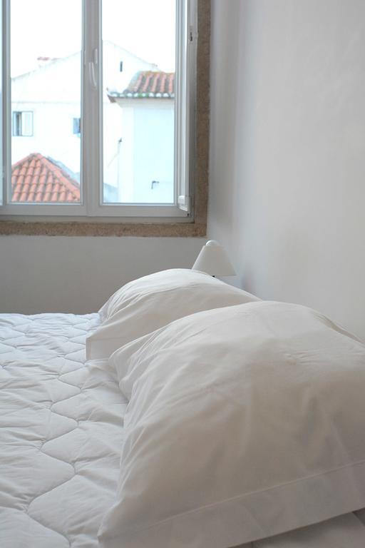 Lisboa Fado Bed & Breakfast - Santos الغرفة الصورة